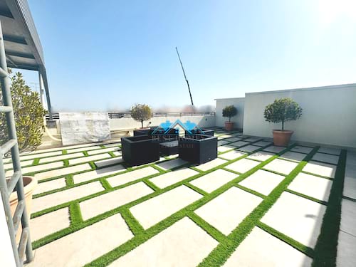 Fully Furnished One-Bedroom Apartment with an Open-Plan Kitchen in Salwa