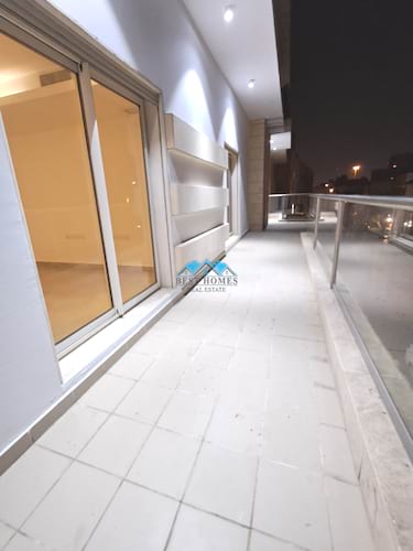 Spacious 4 Bedrooms Floor with Big Balcony in Surra Area