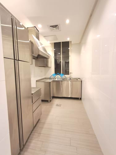 Spacious 4 Bedrooms Floor with Big Balcony in Surra Area
