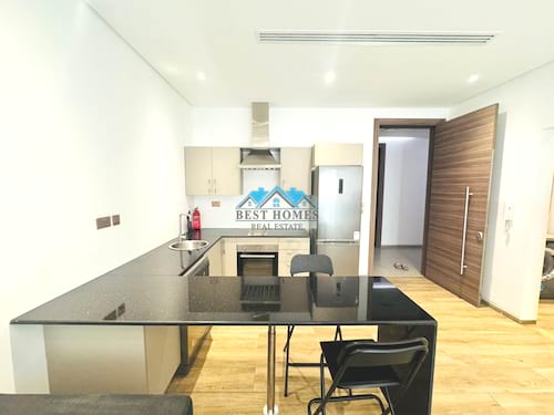 Fully Furnished One-Bedroom Apartment with an Open-Plan Kitchen in Salwa
