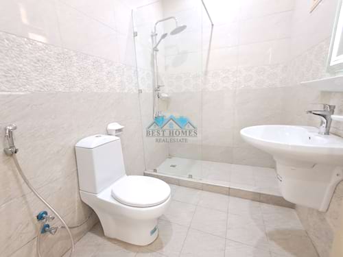 Nice and Spacious 5 Bedrooms Floor in Hateen
