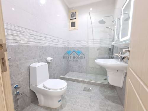 Nice and Spacious 5 Bedrooms Floor in Hateen