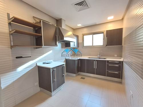 Spacious 4 Bedrooms Modern Apartment in Al Salam