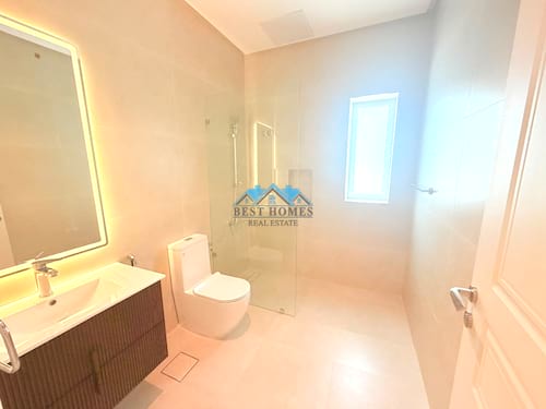 Luxury Brand New 4 Master Bedroom Apartment with Balcony in Salwa
