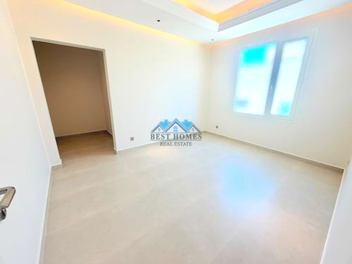 Luxury Brand New 4 Master Bedroom Apartment with Balcony in Salwa