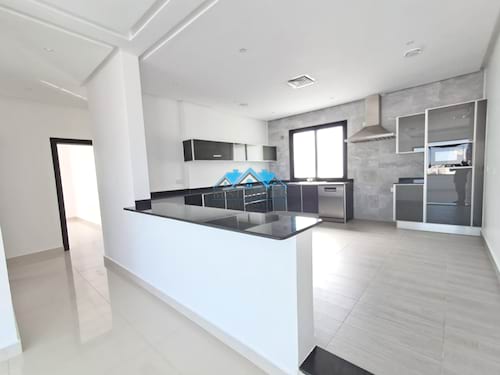 Roof Top 3 Bedrooms Floor in Zahra