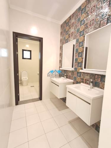6 Master Bedrooms Floor with Balcony in Massayal Area