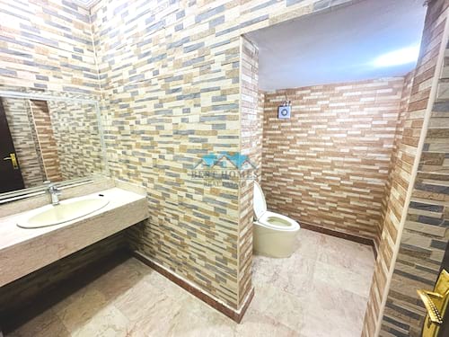 Good Size 3 Bedrooms Apartment in Salwa