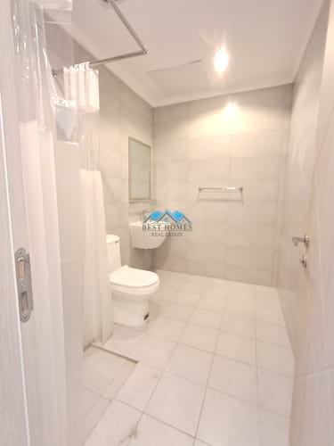 Modern 4 Bedroom Ground Floor Apartment with Balcony in Dasma