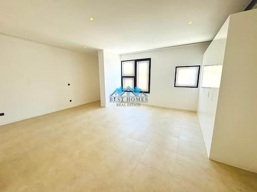 Luxury 4 Master Bedroom Penthouse with Balconies in Al Salam Area