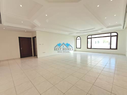 Nice and Spacious 4 Bedrooms Floor in Adan