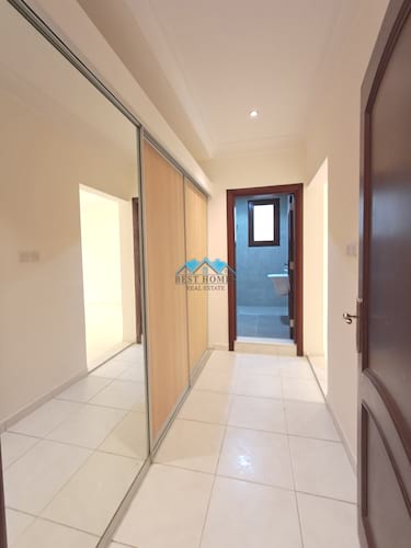 Nice and Spacious 4 Bedrooms Floor in Adan