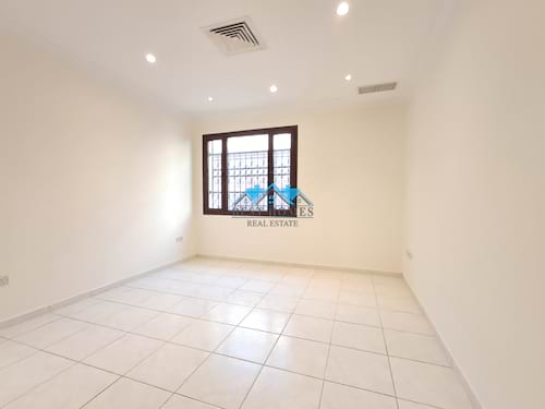 Nice and Spacious 4 Bedrooms Floor in Adan