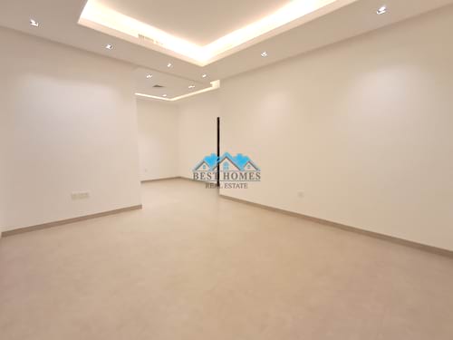 Modern Style Five Bedrooms Floor in Massayal Area