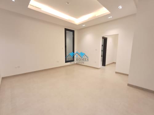 Modern Style Five Bedrooms Floor in Massayal Area