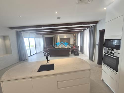 VIP Modern Villa in Qurtuba Ideal For Diplomat