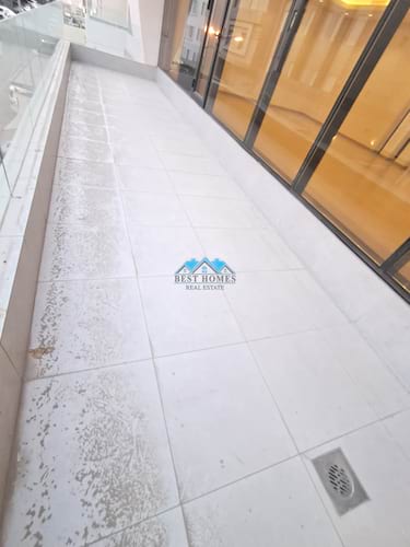 Modern Style Five Bedrooms Floor in Massayal Area