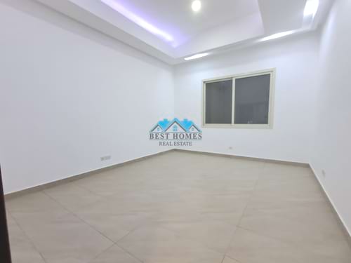 Spacious Four Bedrooms Floor with Balcony in Saqeeq Area