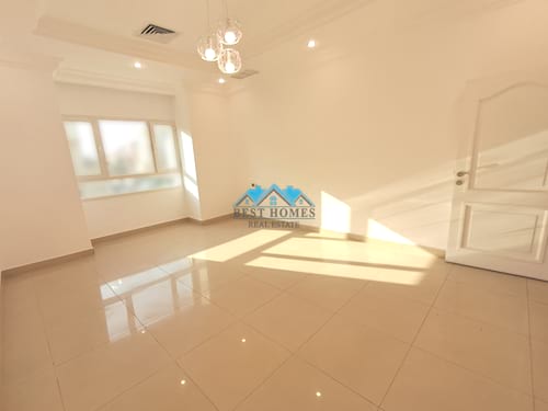 Spacious Three Bedrooms Nice Apartment in Shuhada