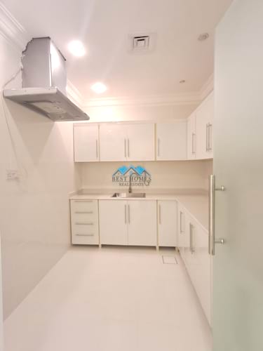 Spacious Three Bedrooms Nice Apartment in Shuhada