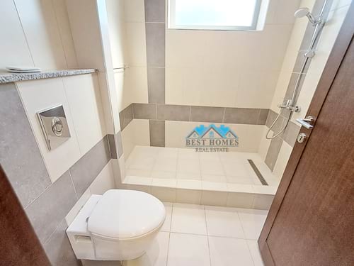 Nice and Spacious 4 Bedrooms Floor in Shuhada 