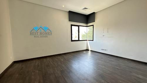 Nice and Modern 5 Bedrooms Floor in Bayan