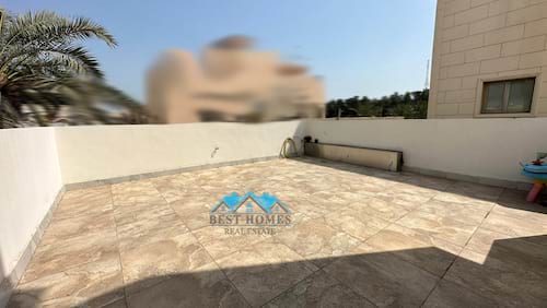 Nice and Modern 5 Bedrooms Floor in Bayan