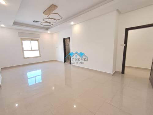 Spacious 5 Bedroom Apartment with Diwaniya in Rumaithiya
