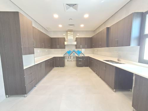 Brand New Modern 5 Bedrooms Villa in Abu Fatira