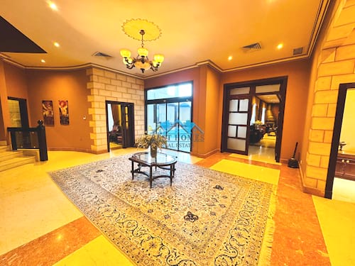 4 Master Bedrooms Villa with Hige Private Garden in Abu Al Hassania