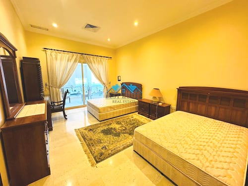 4 Master Bedrooms Villa with Hige Private Garden in Abu Al Hassania