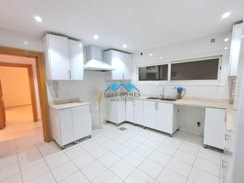 Spacious Multi-Level Villa for Rent in Adailiya