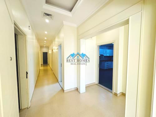 4 Bedrooms Spacious Apartment in Abu Fatira