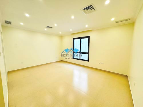 4 Bedrooms Spacious Apartment in Abu Fatira