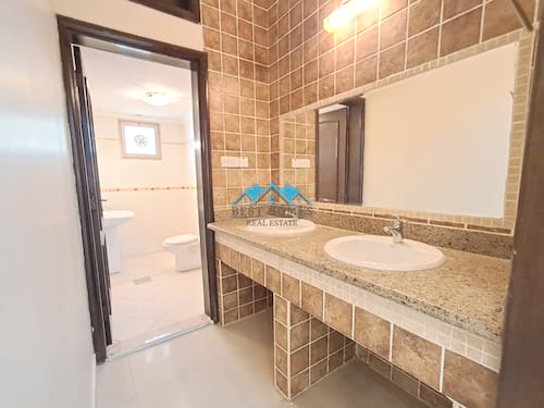 Three Bedrooms Apartment in Jabriya