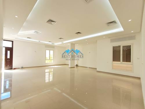 4 Bedrooms Floor in Qadsiya