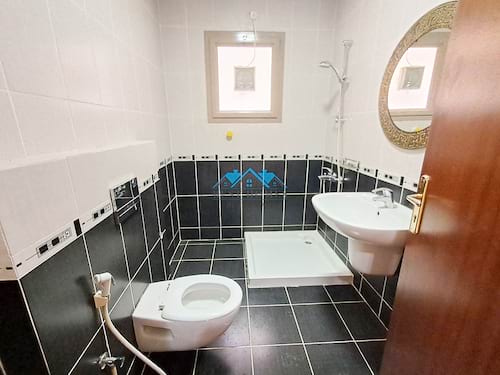 Nice and Spacious 4 Bedrooms Basement Floor in Mishref