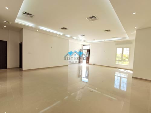 4 Bedrooms Floor in Qadsiya