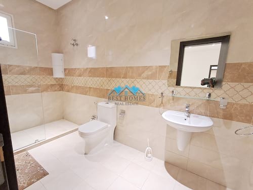 4 Bedrooms Floor in Qadsiya