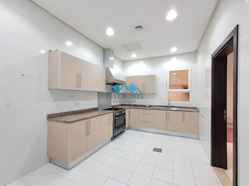 4 Bedrooms Floor in Qadsiya
