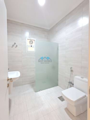 Modern 4 Bedrooms Floor in Kaifan