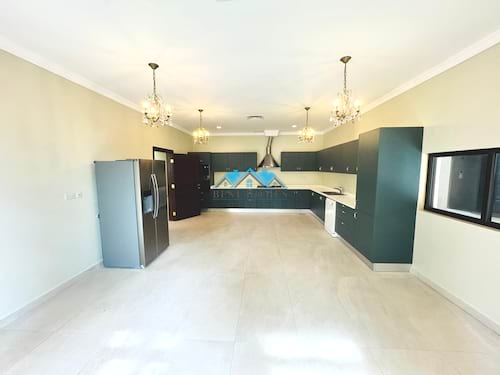 Modern 3 Master Bedrooms Apartment with Private Entrance in Rumaithiya