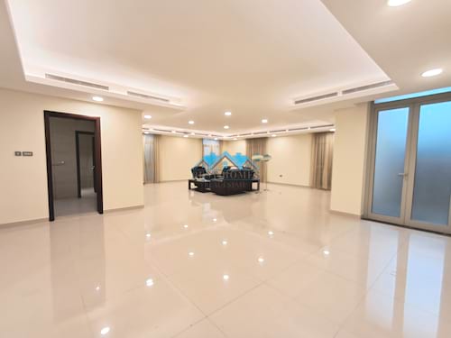 Nice and Modern Style 3 Bedrooms Apartment in Mishref