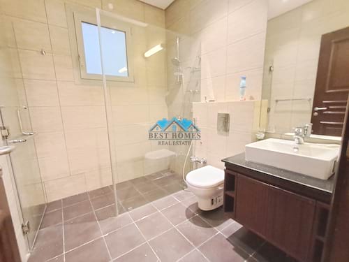 Nice and Modern Style 3 Bedrooms Apartment in Mishref