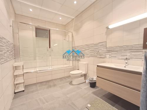 Modern Style Four Bedrooms Spacious Apartment in Surra