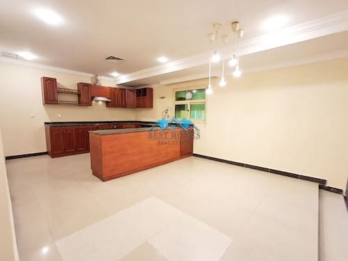 Spacious 3 Bedrooms Apartment in Salwa