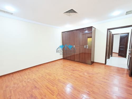 Spacious 3 Bedrooms Apartment in Salwa