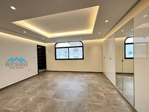 05 Bedroom high quality penthouse in Salwa