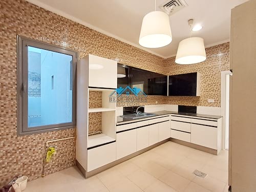 Ground Floor 4 Bedrooms in Mishref