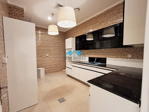 Ground Floor 4 Bedrooms in Mishref